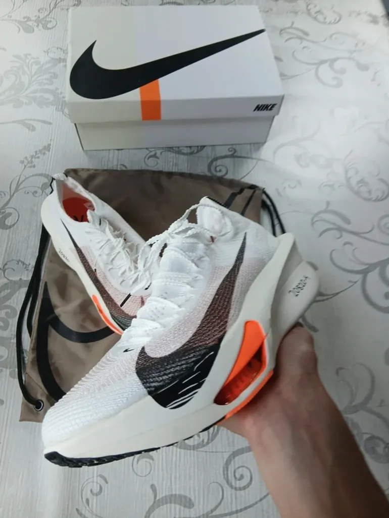 Brugt Lightweight Air Zoom Alphafly Next% 3 bike — billede 2 af 15