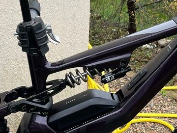Used Fox DHX Shock bike — image 2 of 3