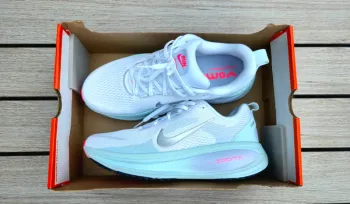 Used Transition Vomero 18 Running Shoes