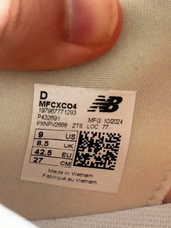 Używany New Balance FuelCell Rebel bike — zdjęcie 6 z 9