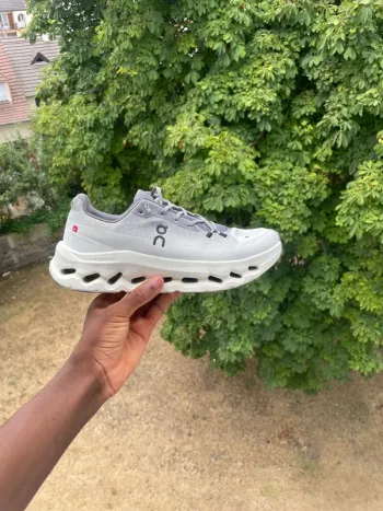 Used On Running Cloud bike — image 3 of 4