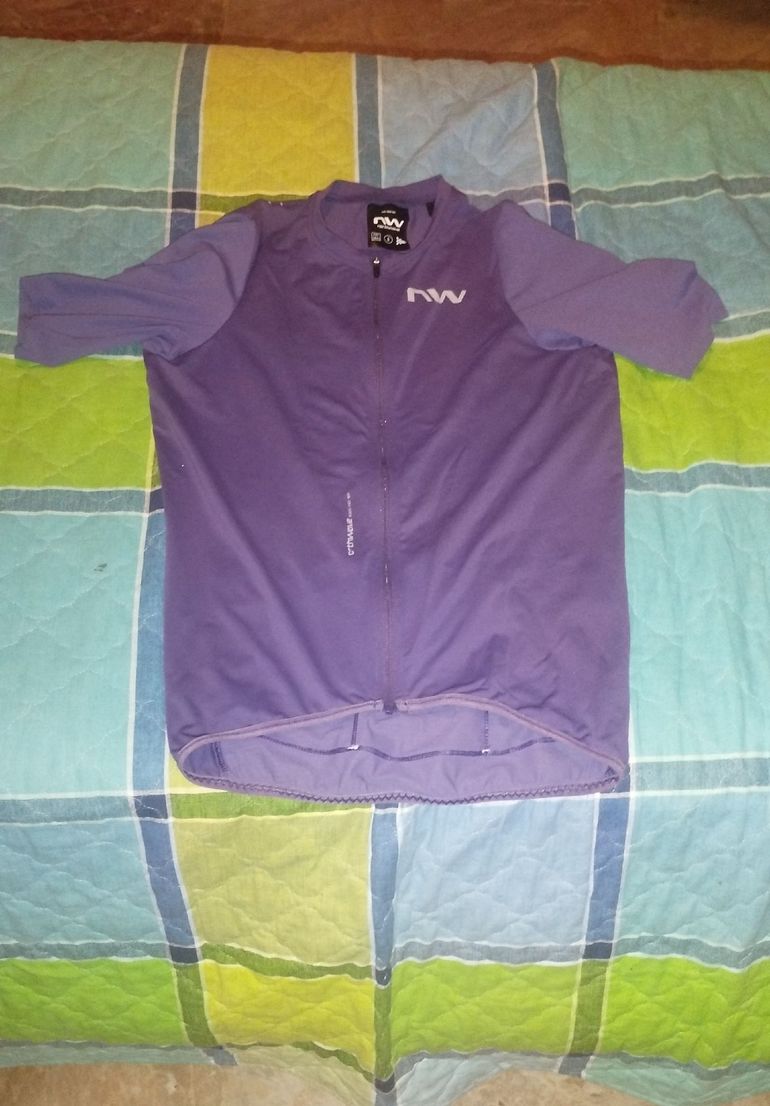 Brugt Northwave Essence jersey 2025 bike — billede 4 af 8