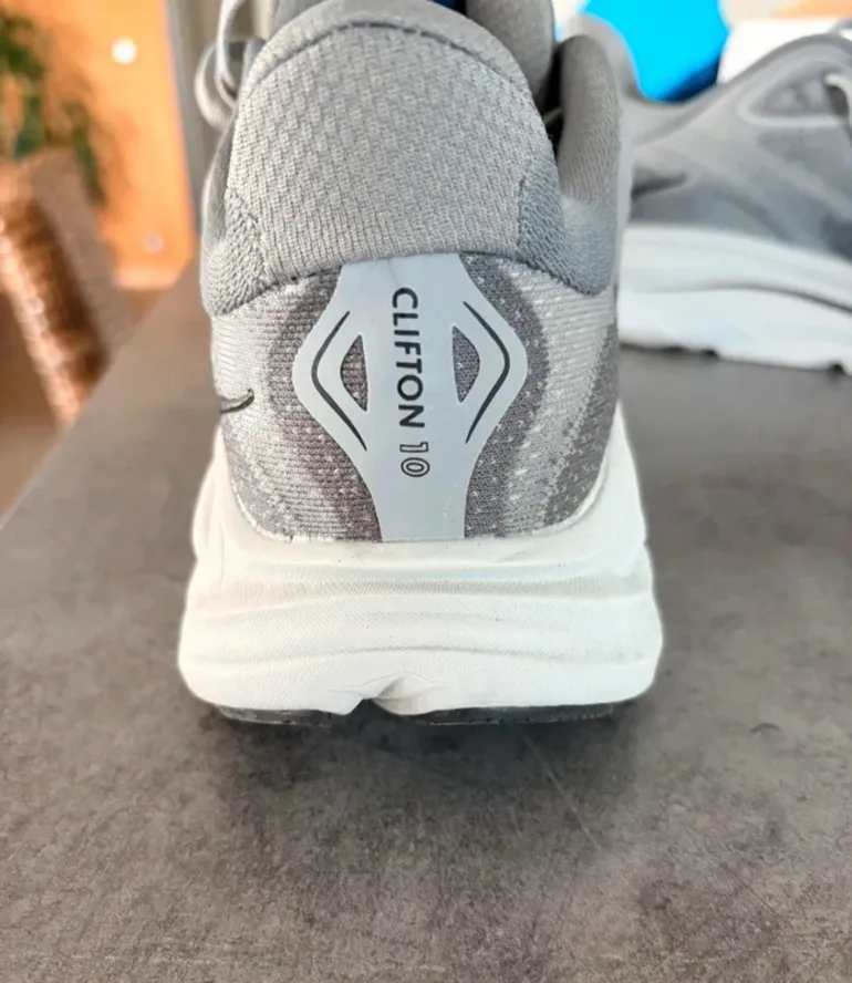 Tweedehands Hoka Clifton 10 bike — afbeelding 3 van 6