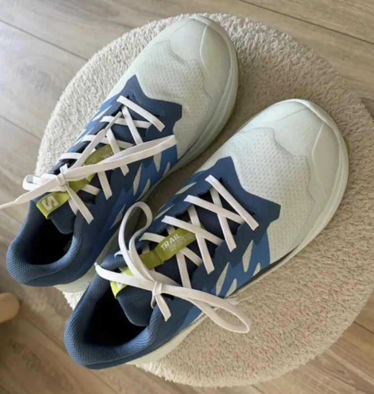 Used Salomon Trailrunning Shoes bike — image 4 of 4