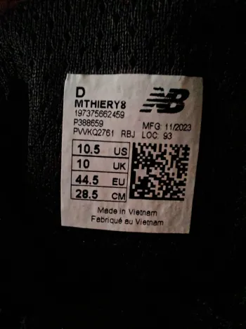 Używany New Balance Hierro V8 bike — zdjęcie 2 z 5