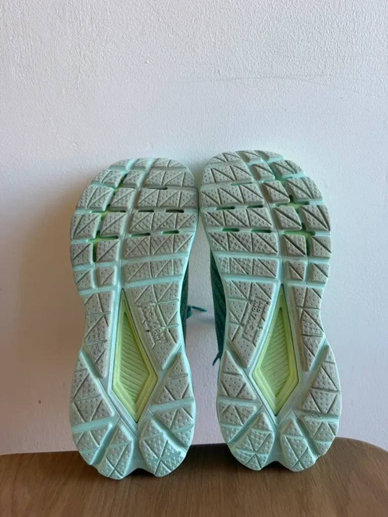 Used Hoka Mach 5 bike — image 6 of 9