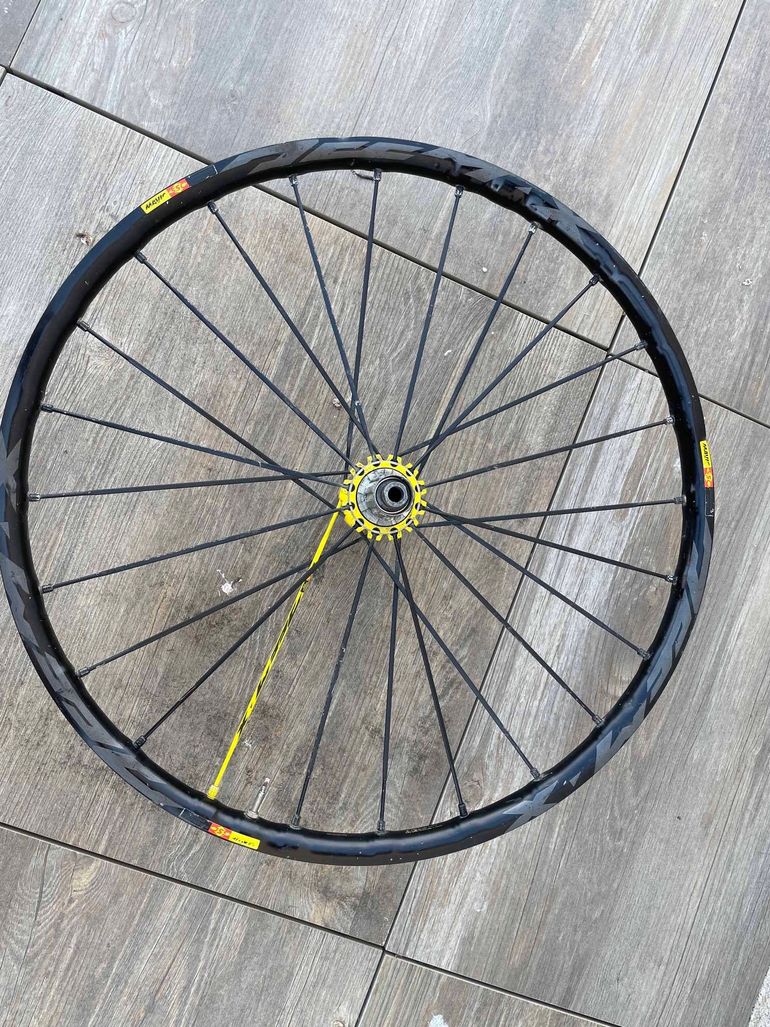 Used Mavic Deemax Pro bike — image 11 of 14