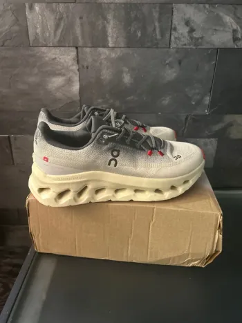 Used Scarpa Cloudtilt Running Shoes