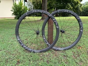 Used space carbon WS41 bike — image 1 of 7