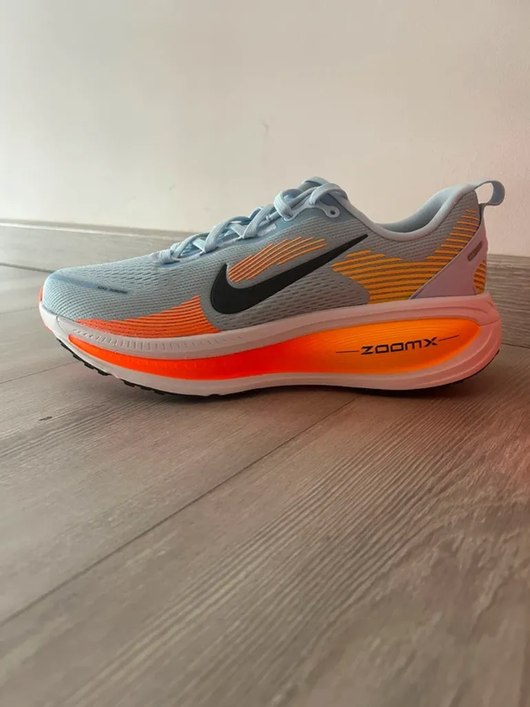 Used Nike Vomero 18 bike — image 2 of 5