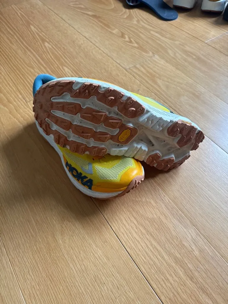 Used Hoka Mafate X bike — image 3 of 4