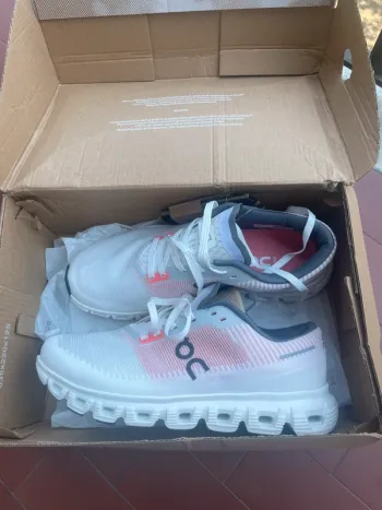 On Running Cloud 6 Push Running Shoes d'occasion