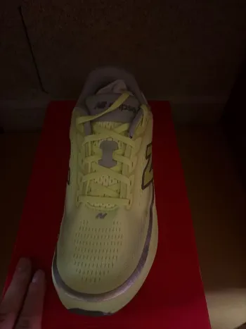 Używany New Balance Ellipse v1 Running Shoes