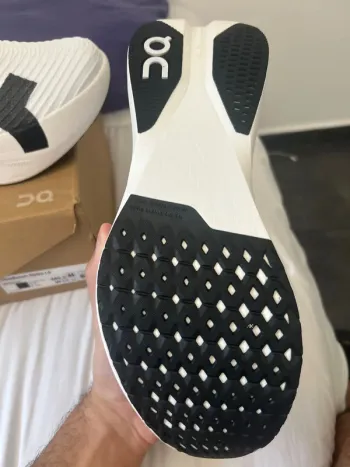 Gebrauchtes On Running On Shoes Size 42 bike — Bild 5 von 7