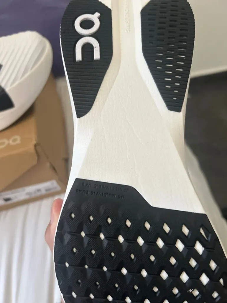 Gebrauchtes On Running On Shoes Size 42 bike — Bild 6 von 7