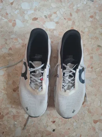Käytetty On Running Shoes size 44.5 bike — kuva 3 / 5