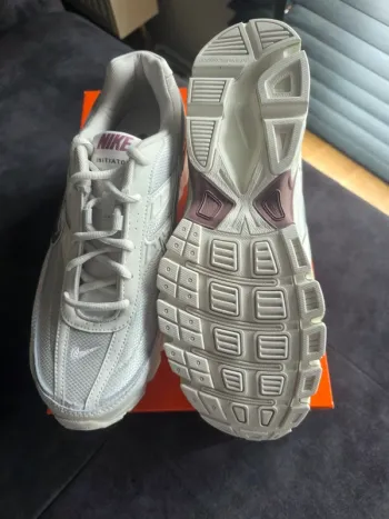 Tweedehands Nike Initiator bike — afbeelding 2 van 2