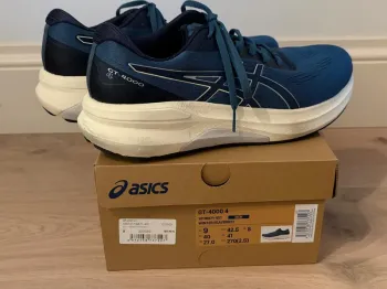 Used Asics GT-4000 4 Running Shoes
