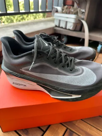 Nike Zoom Fly 6 bike d'occasion — image 2 sur 4