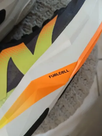 Gebrauchtes New Balance Rebel V4 bike — Bild 2 von 12