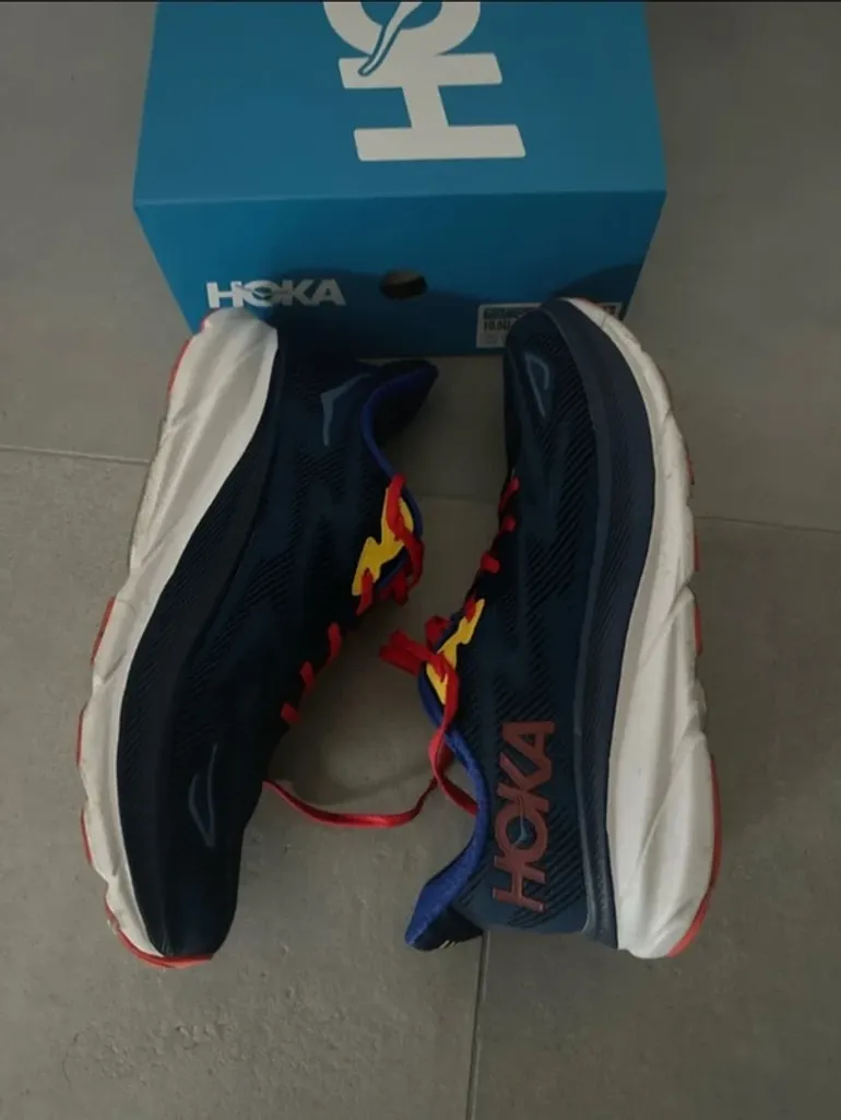 Tweedehands Hoka Clifton 9 bike — afbeelding 4 van 9