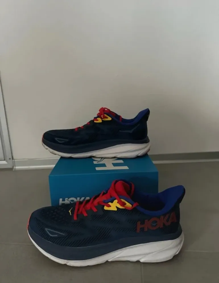 Tweedehands Hoka Clifton 9 bike — afbeelding 3 van 9
