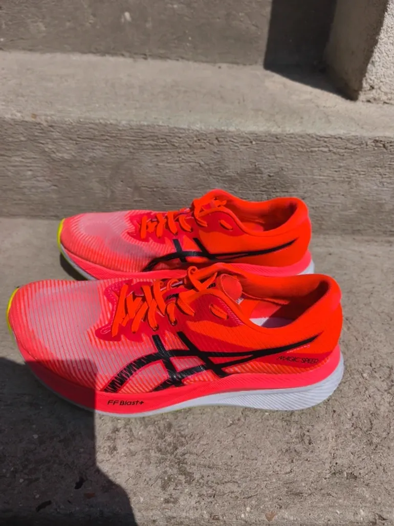 Used Asics Magic Speed 3 bike — image 4 of 5