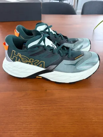 Used Hoka Speedgoat 7 Running Shoes