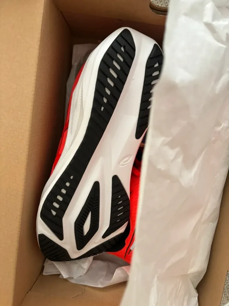 Used Asics Versablast 4 bike — image 6 of 6