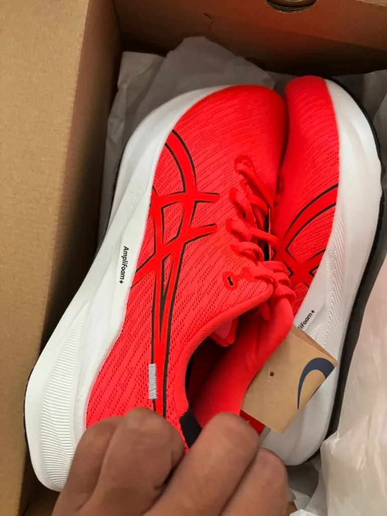 Used Asics Versablast 4 bike — image 5 of 6