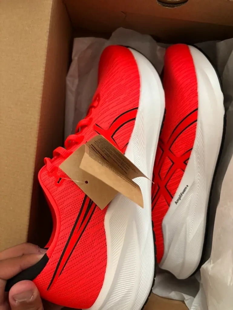 Used Asics Versablast 4 bike — image 3 of 6