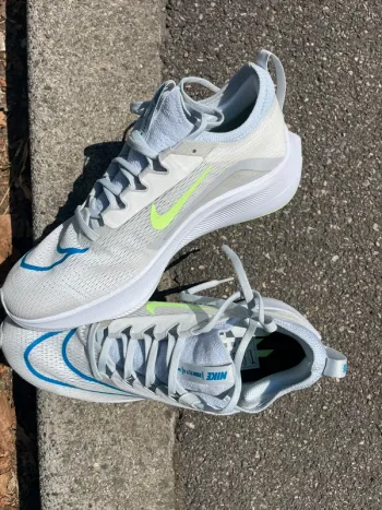 Nike Zoom Fly 4 bike d'occasion — image 2 sur 5