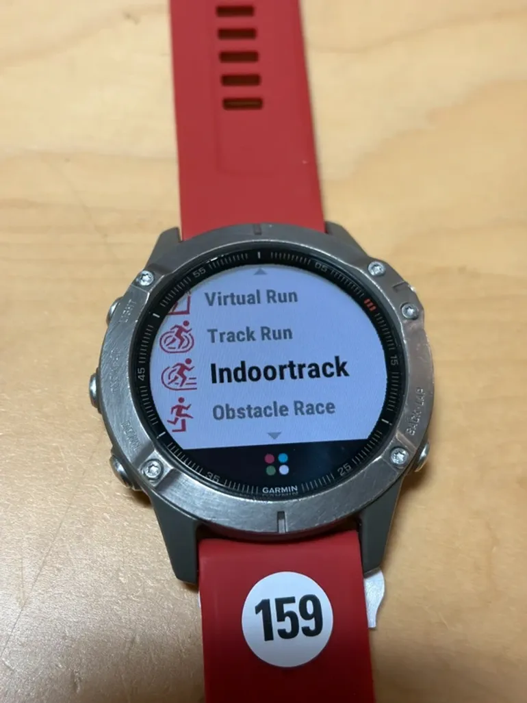 Used Garmin Fenix 6 Pro Titanium Saffier bike — image 2 of 5