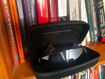 Gebrauchtes Rapha Fuori Glasses 2026 bike — Bild 6 von 9