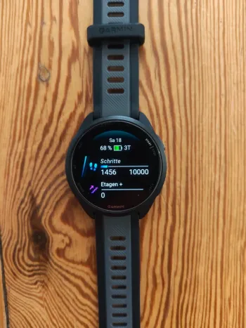 Used Garmin Forerunner 165 bike — image 4 of 10