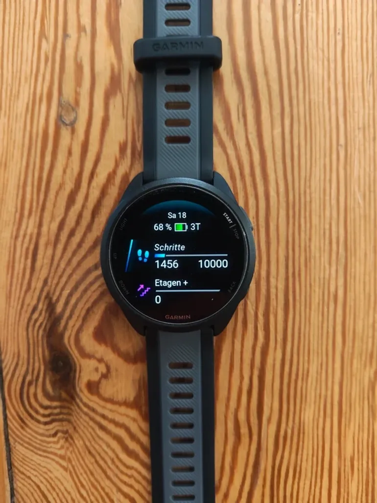 Used Garmin Forerunner 165 bike — image 4 of 10