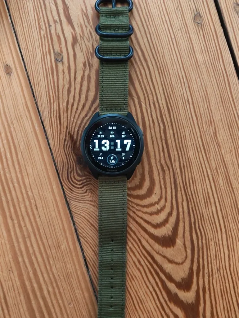 Used Garmin Forerunner 165 bike — image 7 of 10