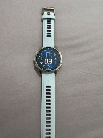 Tweedehands Garmin Fenix 8 Amoled Sapphire 43MM bike — afbeelding 3 van 7
