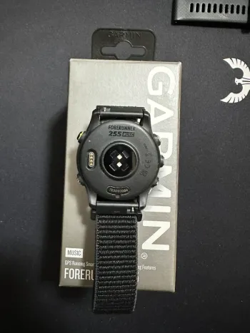Used Garmin Forerunner 255 Music bike — image 2 of 3