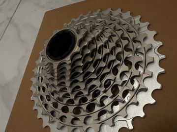 Brugt Sram RED AXS CS-XG-1290-E1 2025 bike — billede 6 af 7