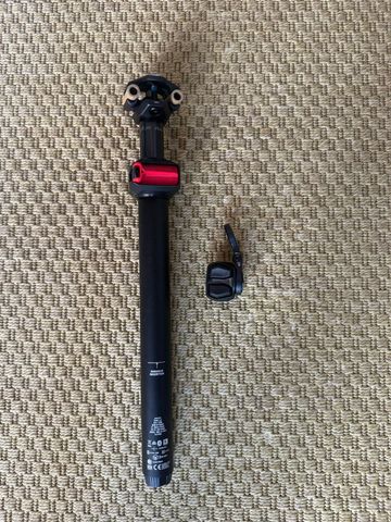 Brugt RockShox Reverb AXS with remote 2026 bike — billede 1 af 3