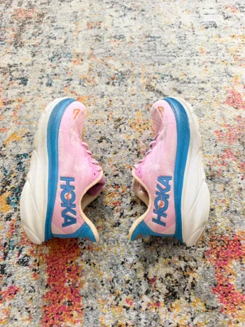 Used Rose Clifton 9 Running Shoes