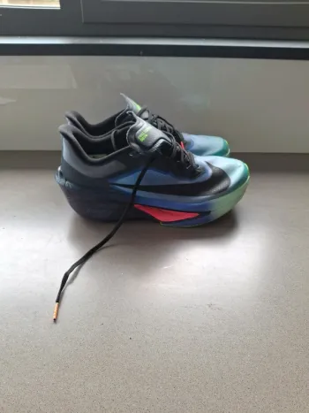 Used Nike Zoom Fly 6 Running Shoes