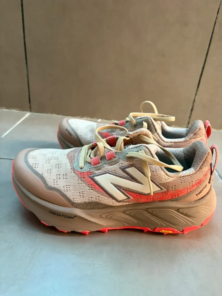 Gebrauchtes New Balance Hiero V9 bike — Bild 3 von 11