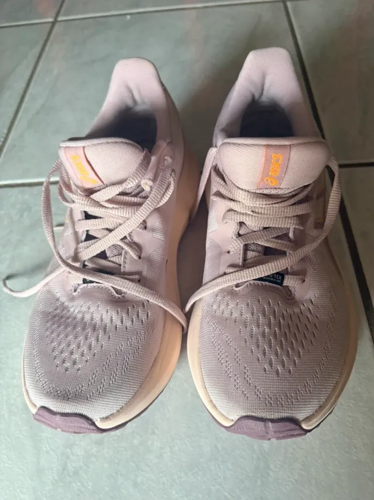 Asics Gore-Tex bike d'occasion — image 5 sur 5