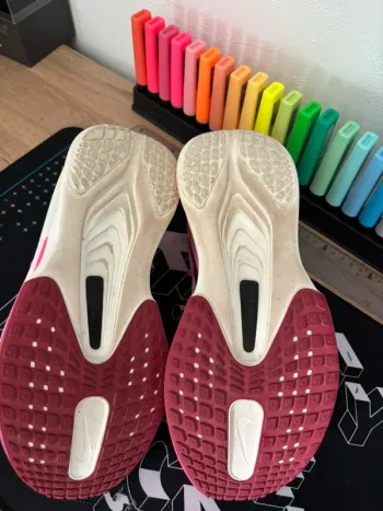 Tweedehands Rose Nike Zoom Fly 6 bike — afbeelding 4 van 5