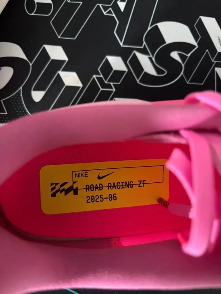 Tweedehands Rose Nike Zoom Fly 6 bike — afbeelding 5 van 5