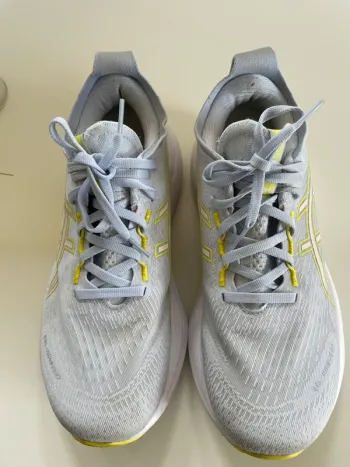 Used Asics Gel Nimbus bike — image 7 of 8