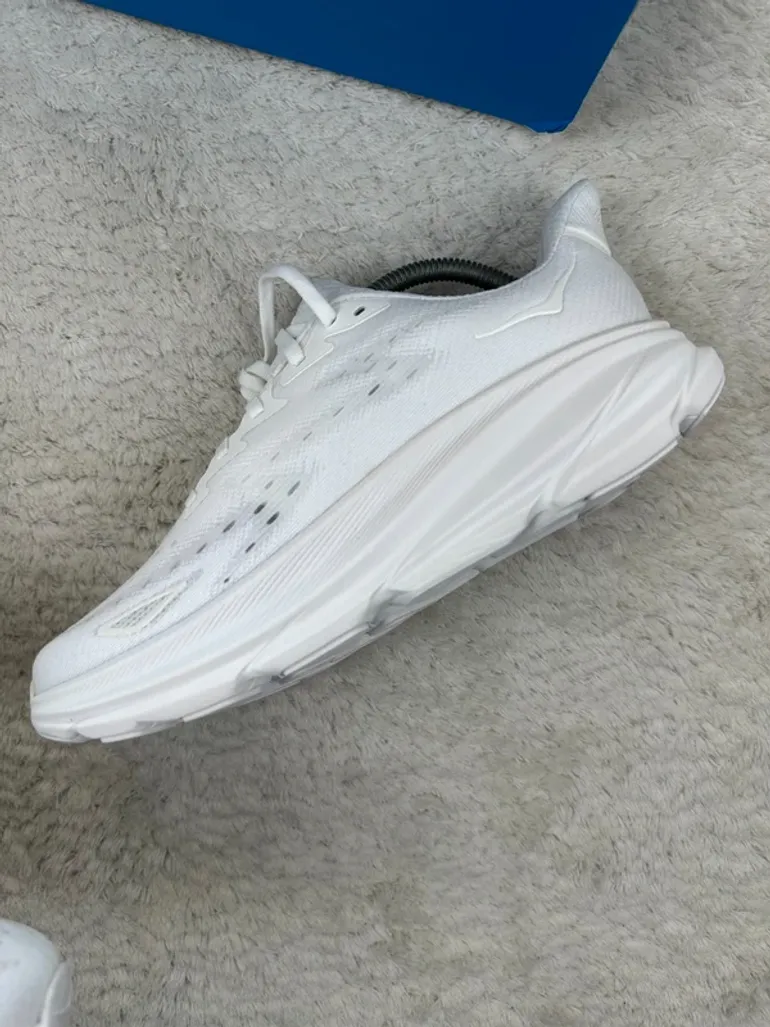 Tweedehands Hoka Clifton 9 bike — afbeelding 8 van 15
