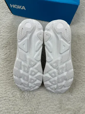 Tweedehands Hoka Clifton 9 bike — afbeelding 11 van 15